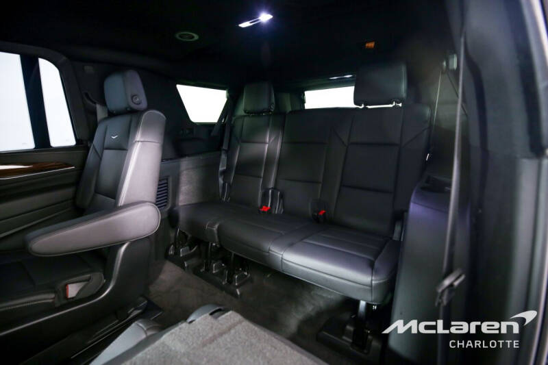 2022 Cadillac Escalade ESV Luxury