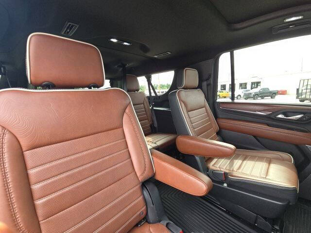 2023 GMC Yukon XL Denali Ultimate