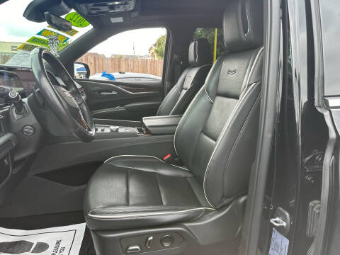 2022 Cadillac Escalade ESV Premium Luxury