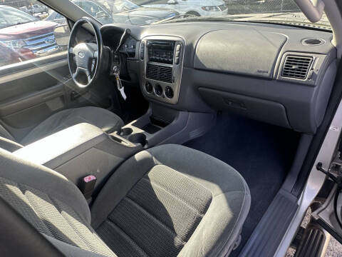 2003 Ford Explorer XLT