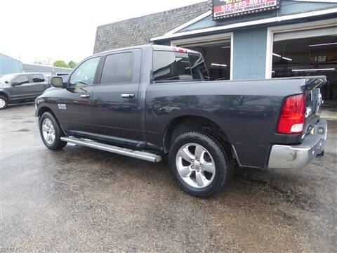 2015 RAM 1500 SLT