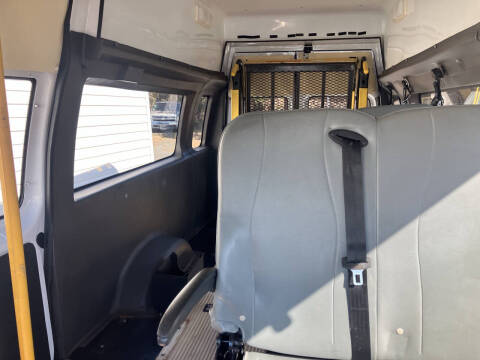 2009 Ford E-Series E-350 SD