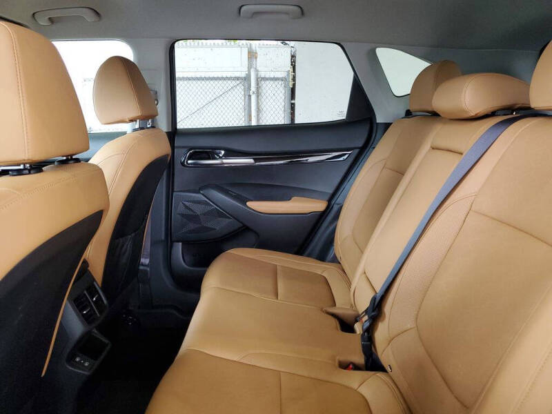 2024 Kia Seltos EX