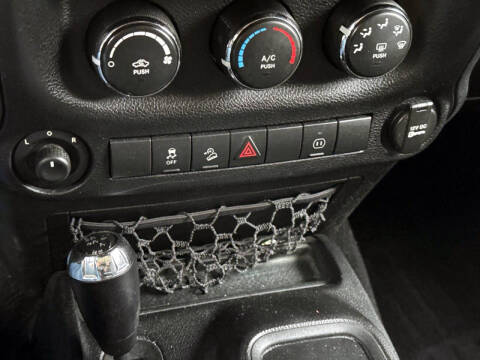 2012 Jeep Wrangler Sahara