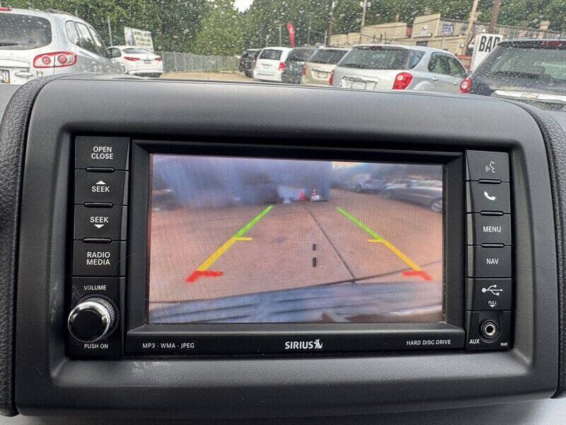 2012 Volkswagen Routan