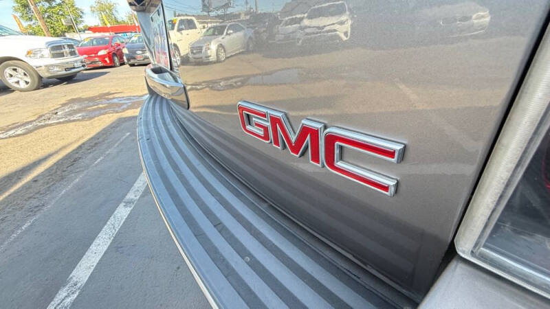 2012 GMC Yukon Denali