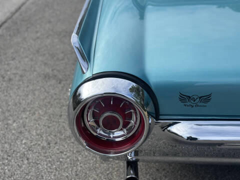 1963 Ford Thunderbird