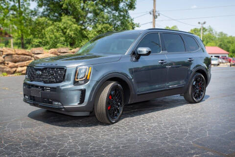 2021 Kia Telluride for sale at CROSSROAD MOTORS in Caseyville IL