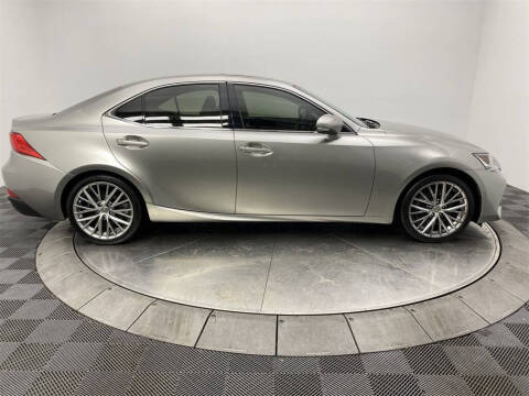 2017 Lexus IS 200t