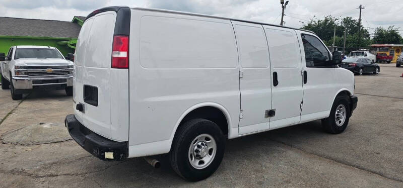 2019 Chevrolet Express 2500