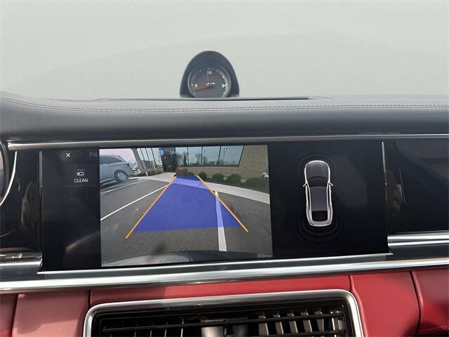 2018 Porsche Panamera 4