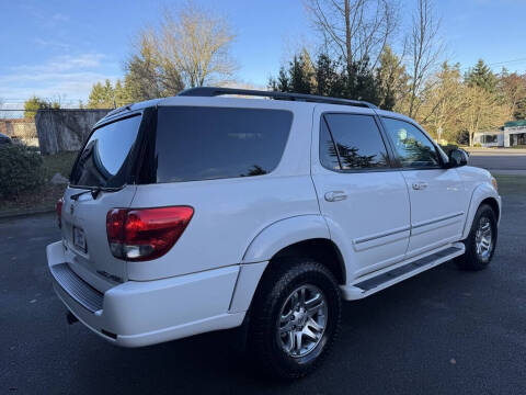 2005 Toyota Sequoia SR5