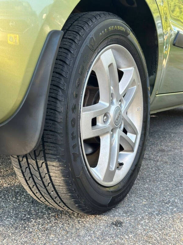 2010 Kia Soul +