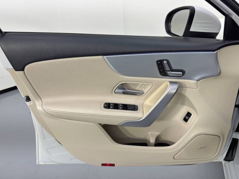 2020 Mercedes-Benz A-Class A 220