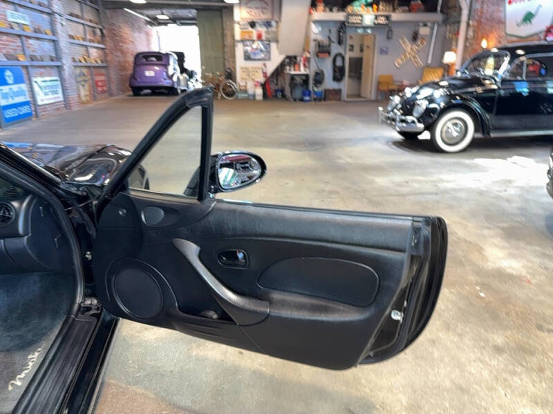 2002 Mazda MX-5 Miata