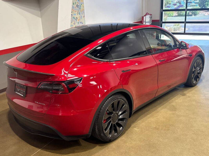 2023 Tesla Model Y Performance
