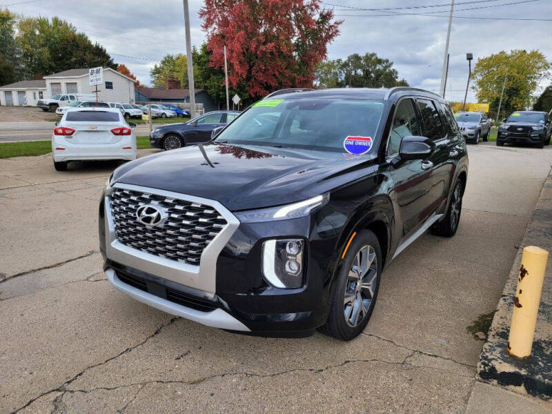 2021 Hyundai Palisade for sale at Clare Auto Sales, Inc. in Clare MI