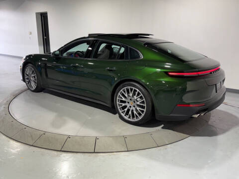 2025 Porsche Panamera 4 E-Hybrid