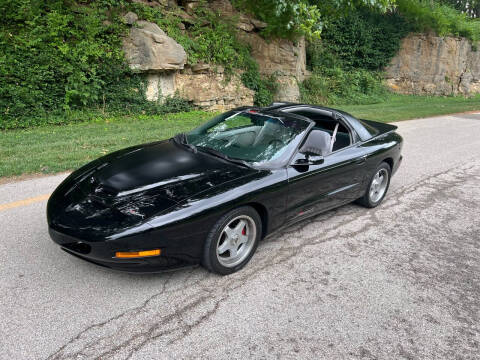 1994 Pontiac Firebird for sale at Bogie's Motors in Saint Louis MO