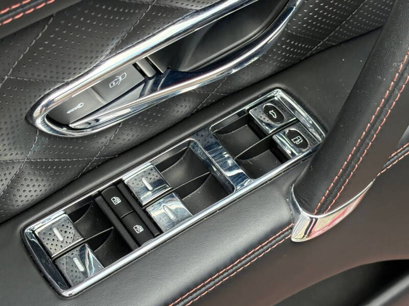 2018 Bentley Flying Spur V8
