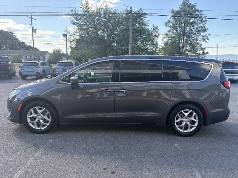 2018 Chrysler Pacifica Touring Plus