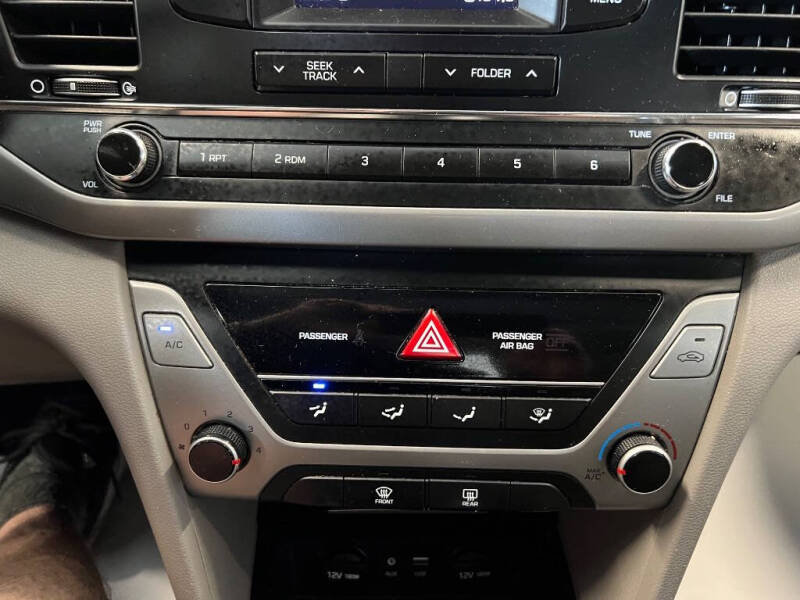 2018 Hyundai Elantra