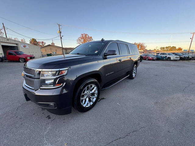 2018 Chevrolet Suburban for sale at E & R Auto in Sherwood, AR