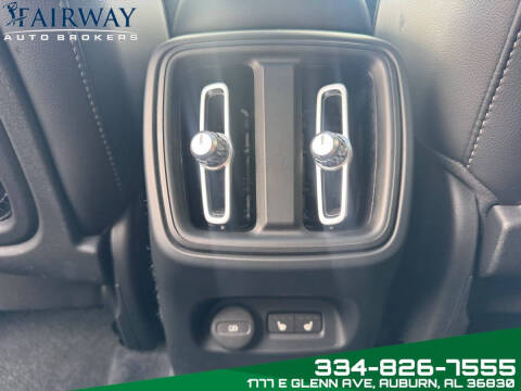 2024 Volvo XC40 B5 Plus Dark Theme