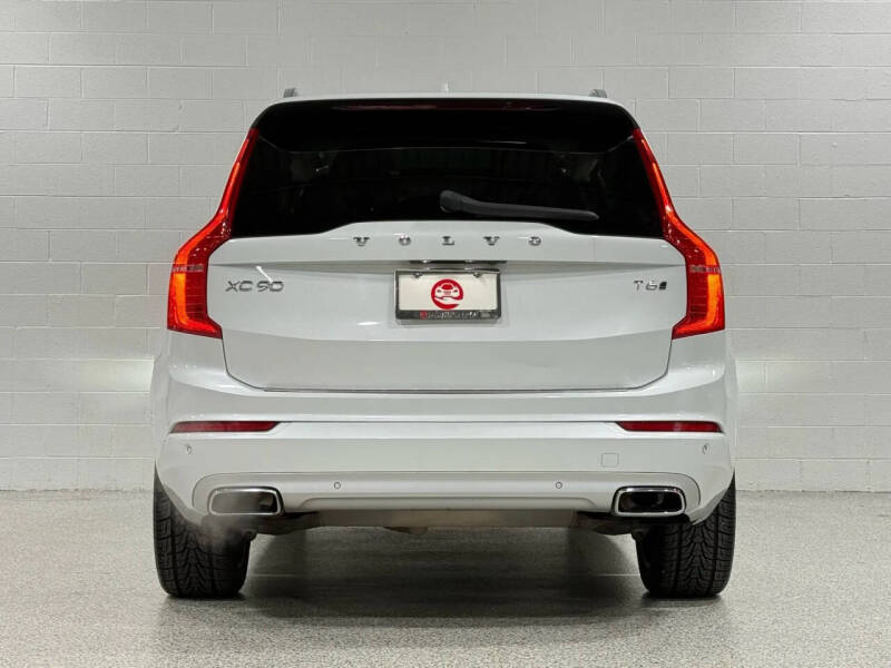 2019 Volvo XC90 T6 Momentum