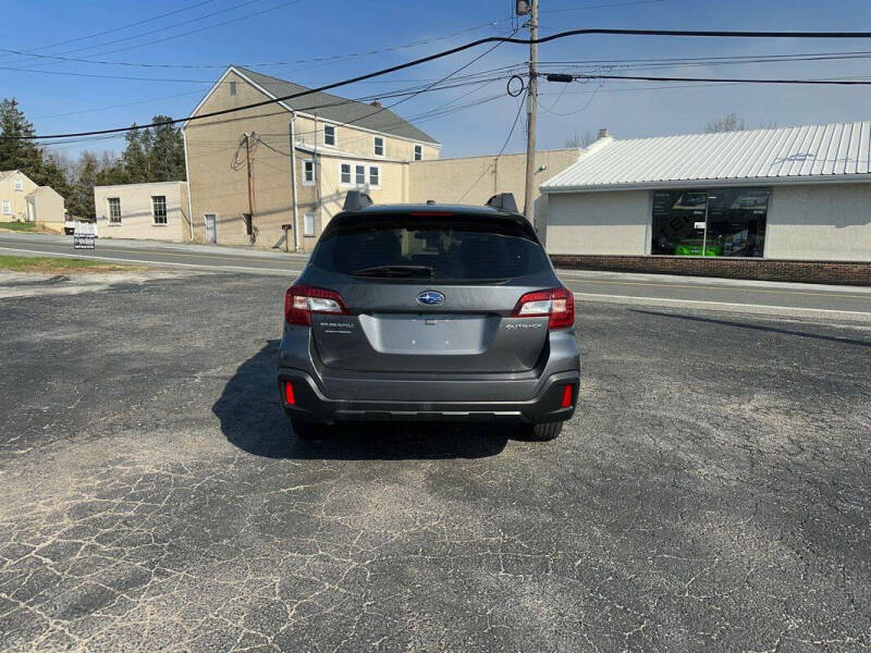 2019 Subaru Outback 2.5i