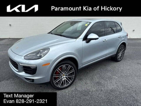 2017 Porsche Cayenne Platinum Edition
