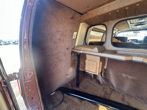 1984 Dodge Ram Van B250