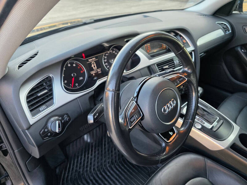 2016 Audi A4 2.0T quattro Premium