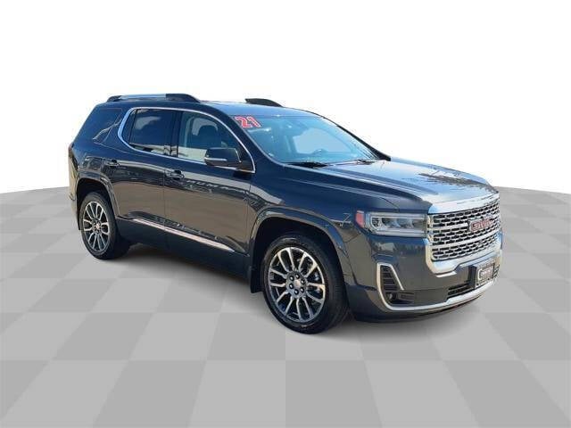 Used 2021 GMC Acadia Denali with VIN 1GKKNXLS9MZ140814 for sale in Waterloo, IA