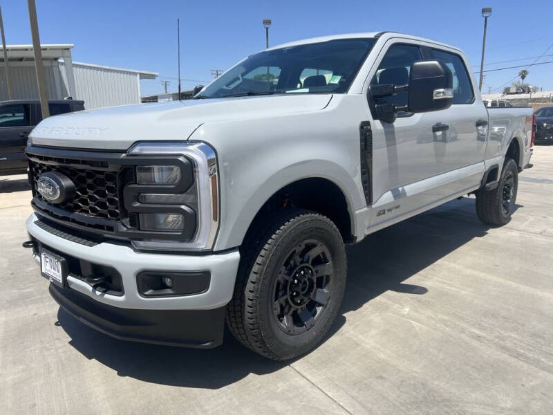 2025 Ford F-250 Super Duty XL's photo