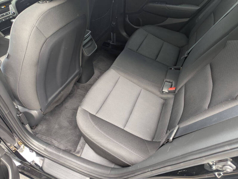 2017 Hyundai Elantra Value Edition