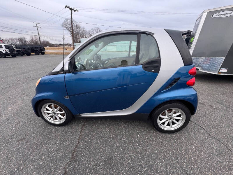 2009 smart fortwo pure's photo