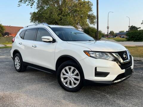 2017 Nissan Rogue for sale at Raptor Motors in Chicago IL