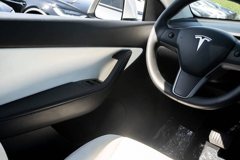 2020 Tesla Model Y Long Range