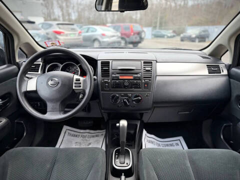 2012 Nissan Versa 1.8 S