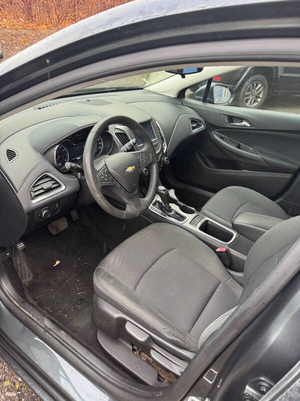 2017 Chevrolet Cruze LT Auto