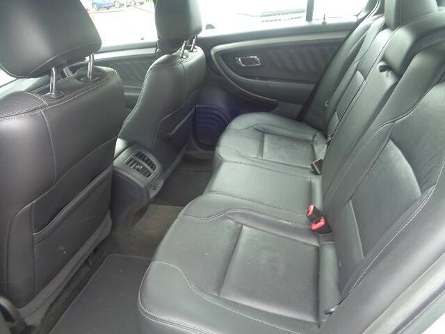 2015 Ford Taurus SEL