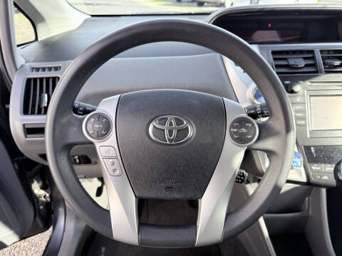 2012 Toyota Prius v Five