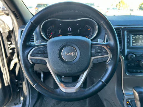 2017 Jeep Grand Cherokee Laredo