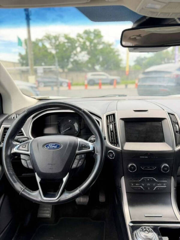 2019 Ford Edge SEL