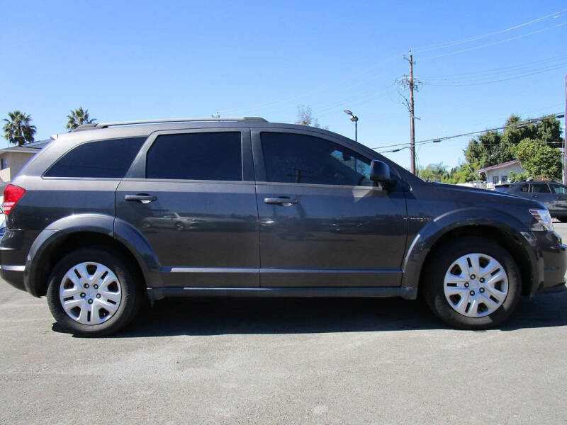 2017 Dodge Journey SE