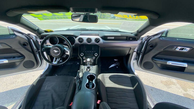 2017 Ford Mustang EcoBoost Premium