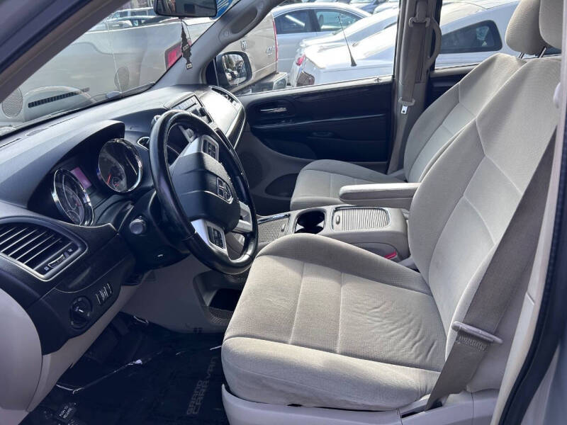 2012 Dodge Grand Caravan Crew