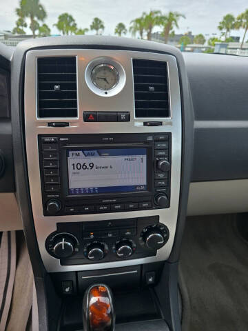 2005 Chrysler 300 C