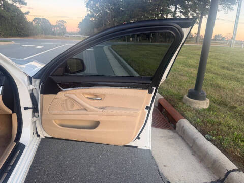 2015 BMW 5 Series 528i